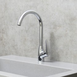 Смеситель для кухни Lemark Linara с поворотным изливом LM0405C