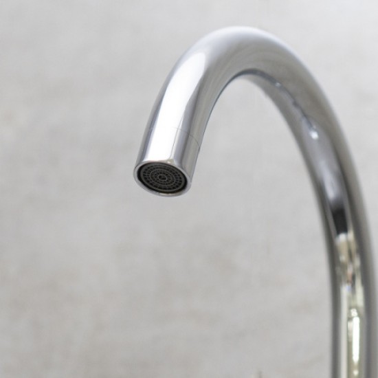 Смеситель для кухни Lemark Evitta с поворотным изливом LM0505C