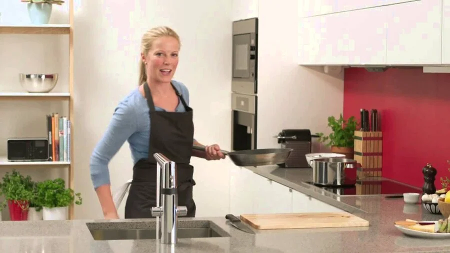 Смеситель для кухни бесконтактный Oras Optima 2720F