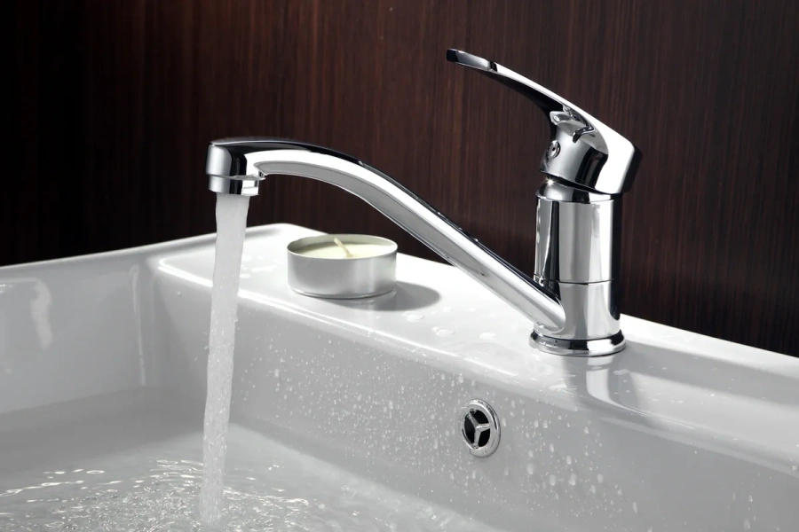 Смеситель для кухни Lemark Plus Shape LM1704C