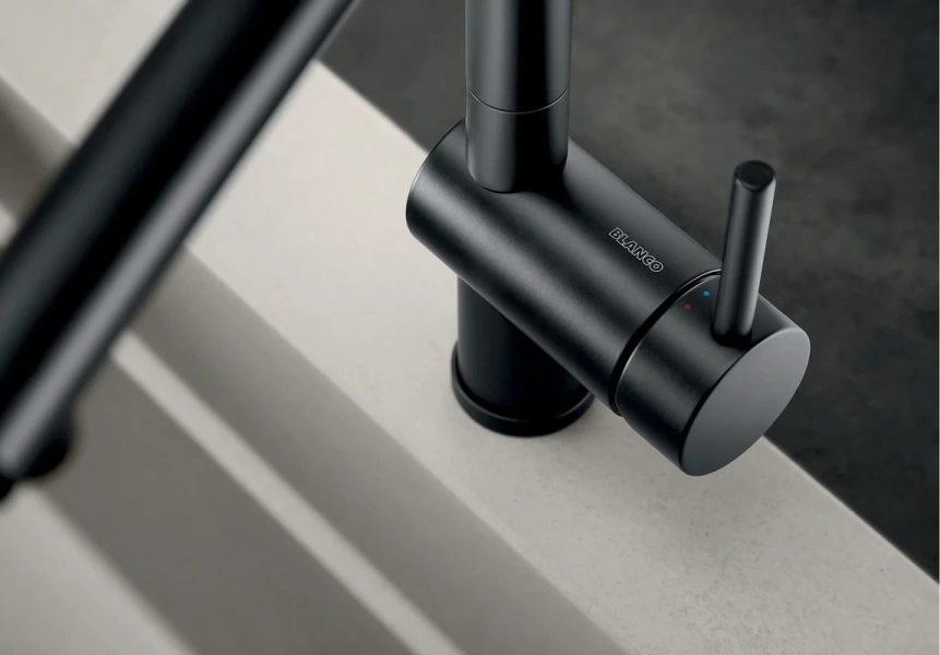 Смеситель для кухни Blanco Linus черный матовый 525806