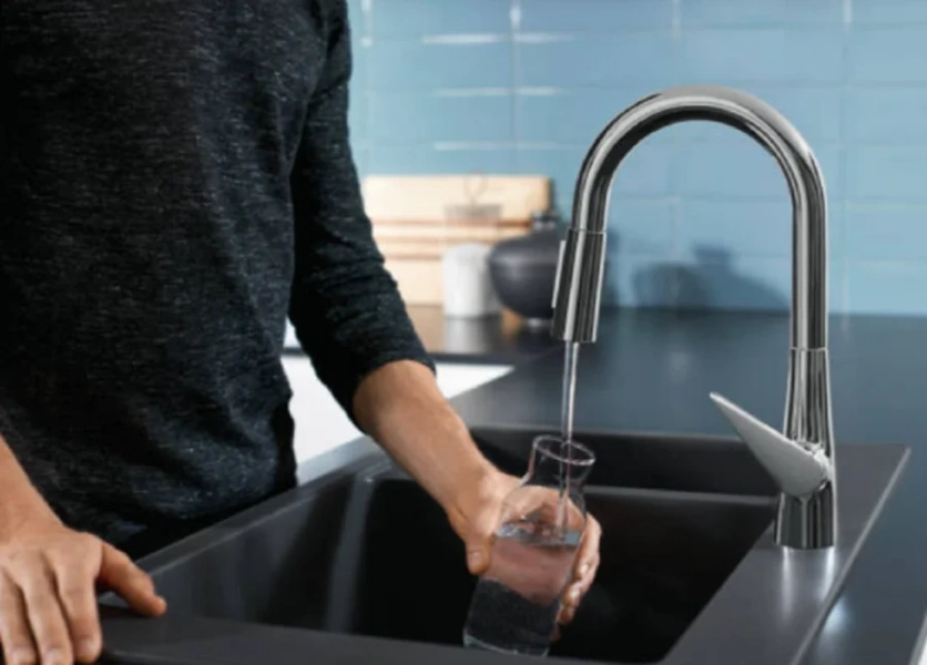 Смеситель для кухни Hansgrohe Talis 73851 с выдвижным изливом