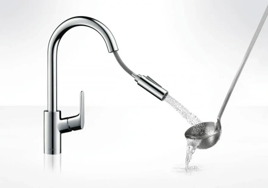 Смеситель для кухни Hansgrohe Focus вытяжной излив, черный матовый 31815670