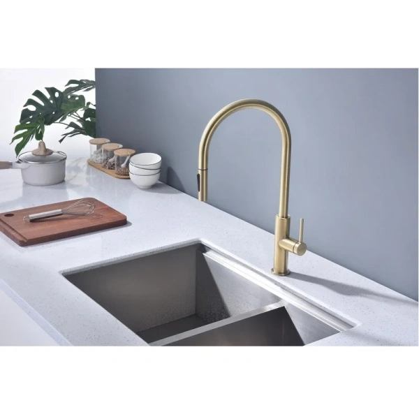 Смеситель для кухни Paulmark Senso светлое брашированное золото Se215180-SBG