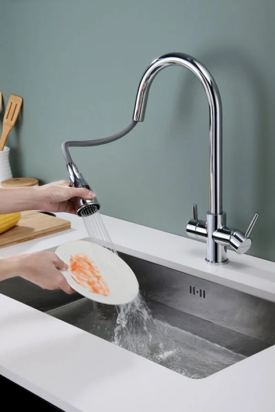 Смеситель для кухни Paulmark Lange La214212 с выдвижным изливом