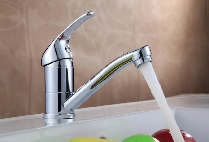 Смеситель для кухни Rossinka A хром A35-22